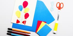 Sus, sus, te-ai dus! Felicitări handmade!